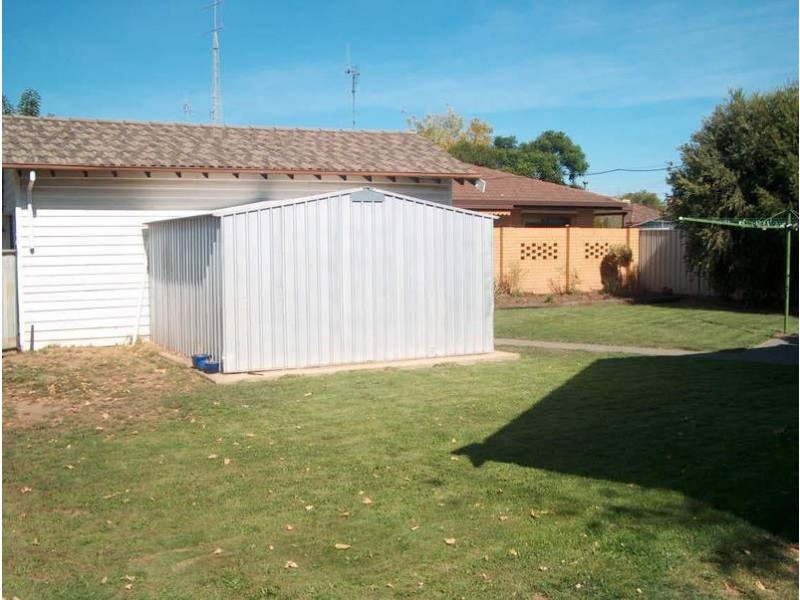 48 Fenaughty Street, Kyabram VIC 3620