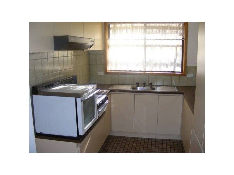 3/27 Julia Street, Kyabram VIC 3620