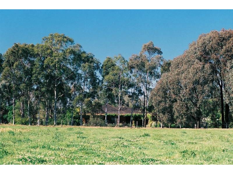 1566 McEwen Road, Kyabram VIC 3620