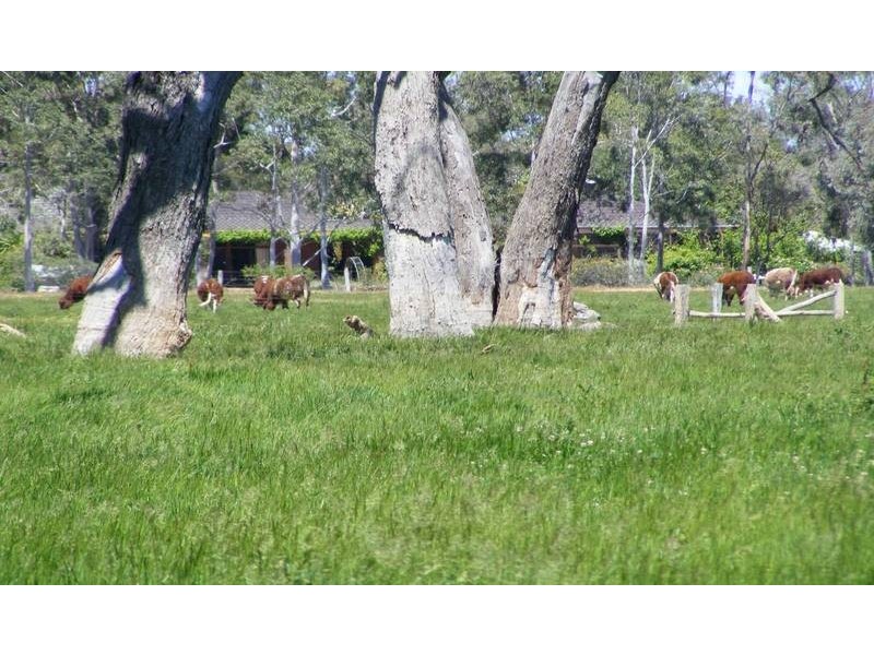 1566 McEwen Road, Kyabram VIC 3620