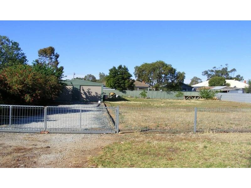 8 Oldfield Lane, Tongala VIC 3621