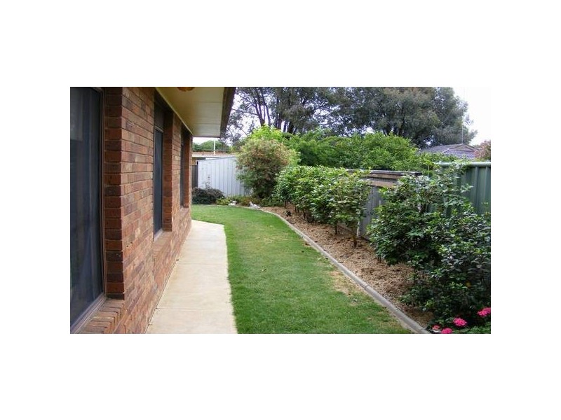 2/5 Turnbull Street, Kyabram VIC 3620