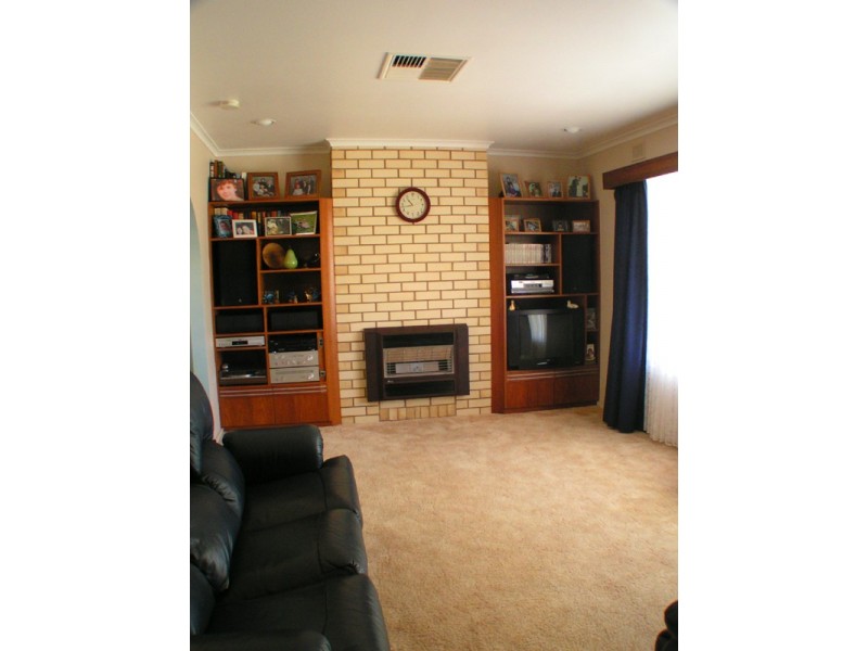 4 Cobbin Street, Port Augusta West SA 5700
