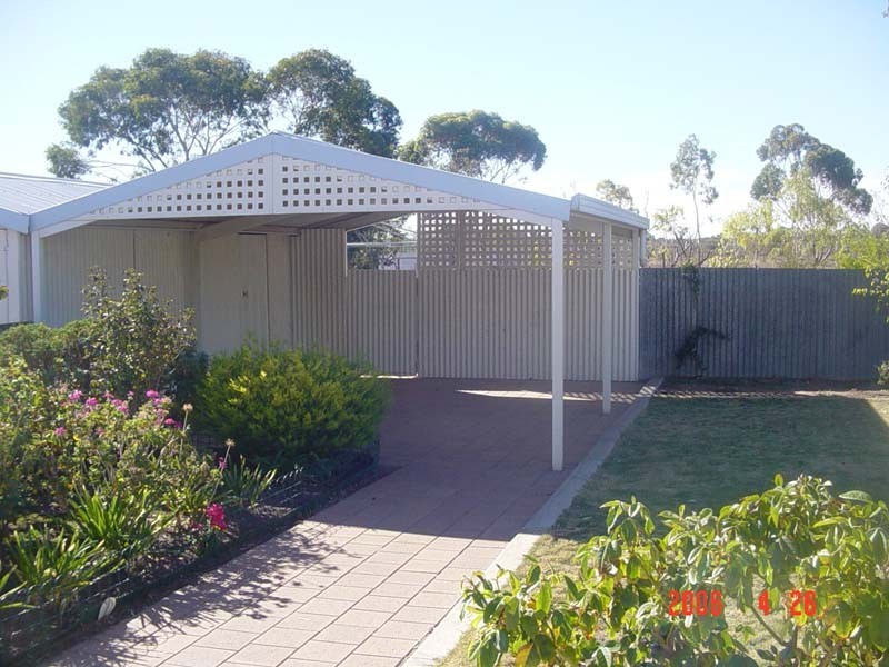 1 Farr Lane, Stirling North SA 5710