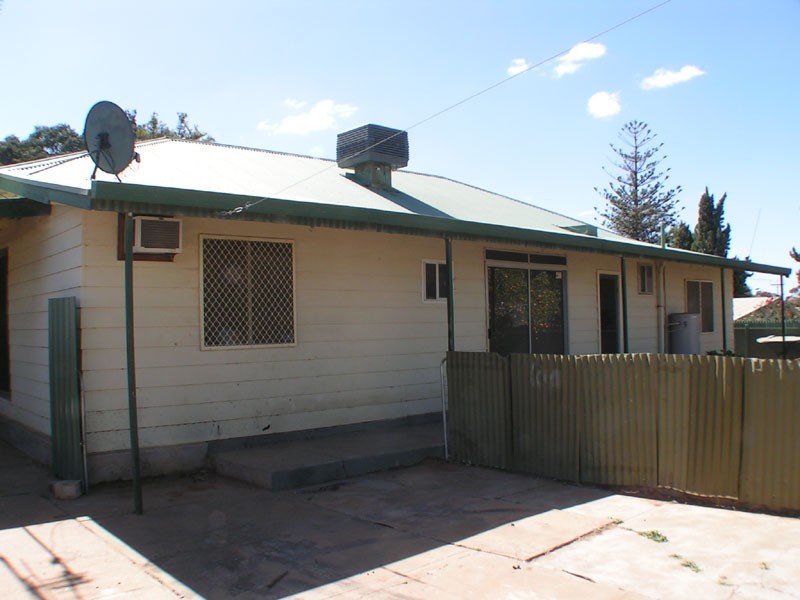 30 Stokes Terrace, Port Augusta West SA 5700