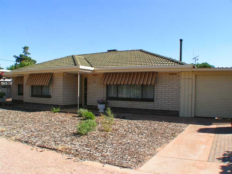 3 Andrew Avenue, Stirling North SA 5710