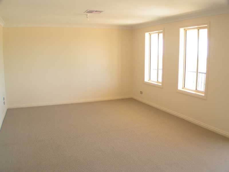 1 McConnal Road, Stirling North SA 5710