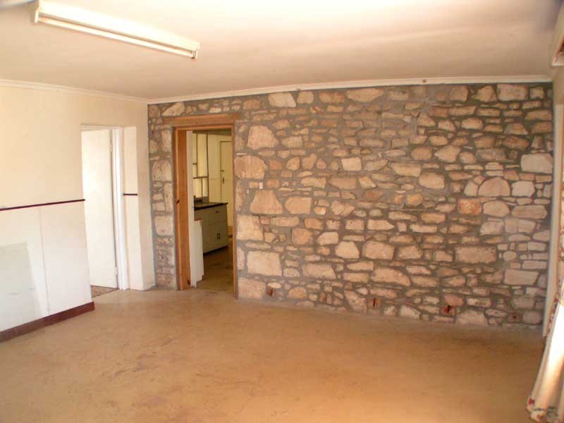 15 Francis Street, Quorn SA 5433
