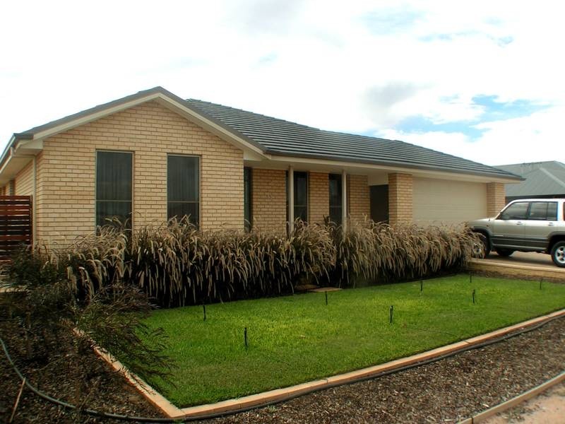 15 Catherine Street, Stirling North SA 5710