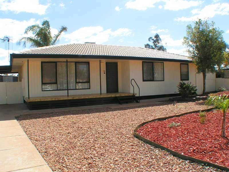 18 Kirwan Crescent, Port Augusta West SA 5700