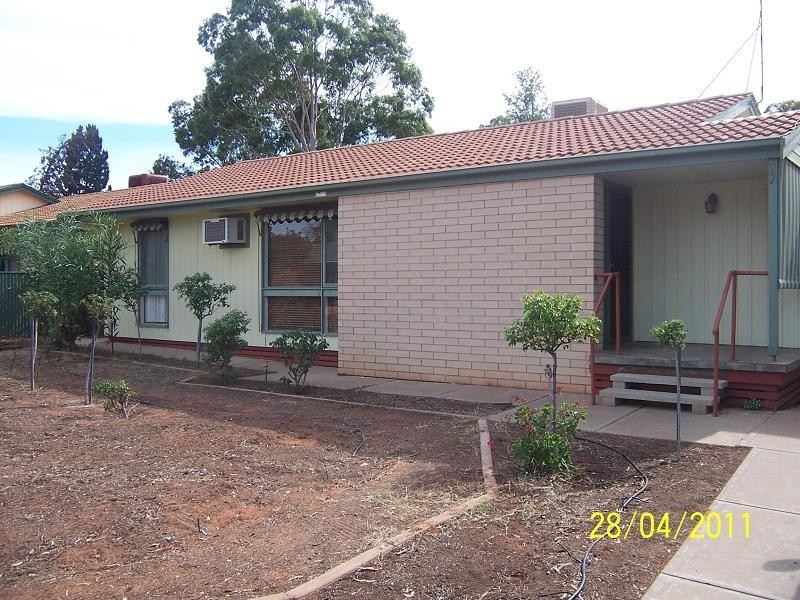 27 Hurcombe Crescent, Port Augusta West SA 5700