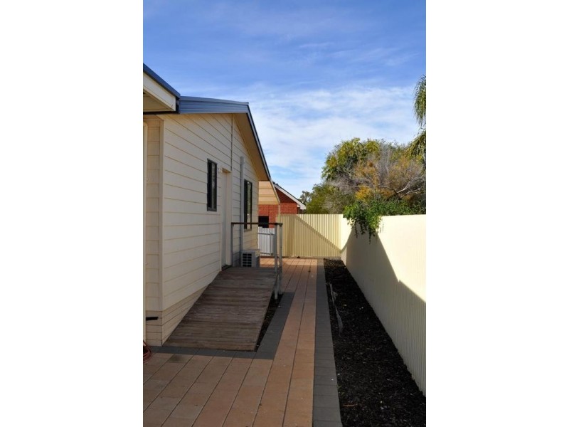 5 Woodroffe Court, Port Augusta West SA 5700