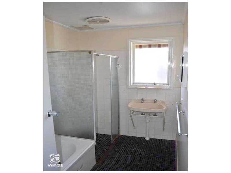 14 Harris Crescent, Port Augusta West SA 5700