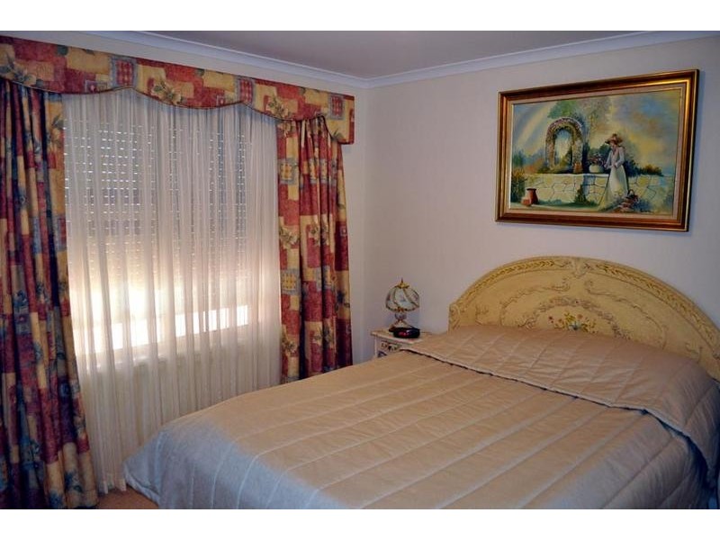 3 McConnal Road, Stirling North SA 5710