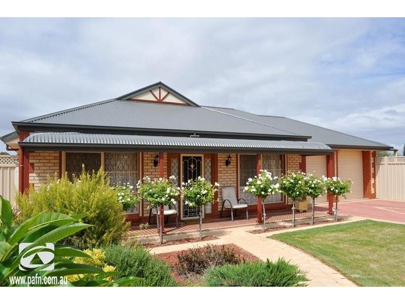 2 Wastell Street, Stirling North SA 5710