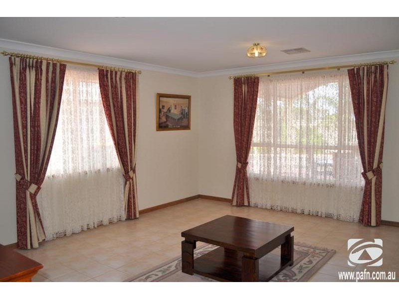 2 Wastell Street, Stirling North SA 5710