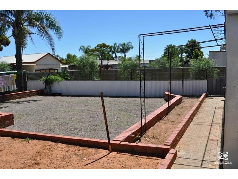 43 Edwards Street, Stirling North SA 5710