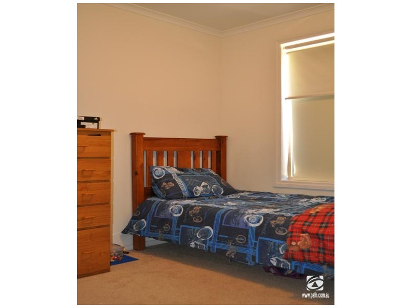 9 Brian Street, Stirling North SA 5710