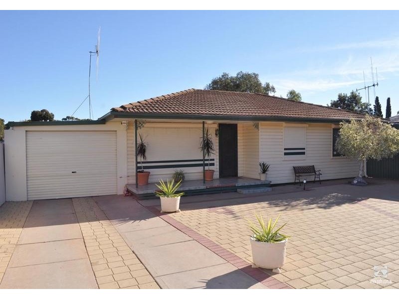 35 Bryant Street, Port Augusta West SA 5700