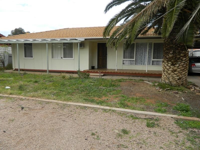 4 Knight Close, Port Augusta West SA 5700