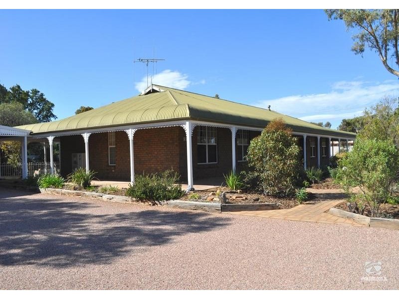 95 McConnal Road, Stirling North SA 5710