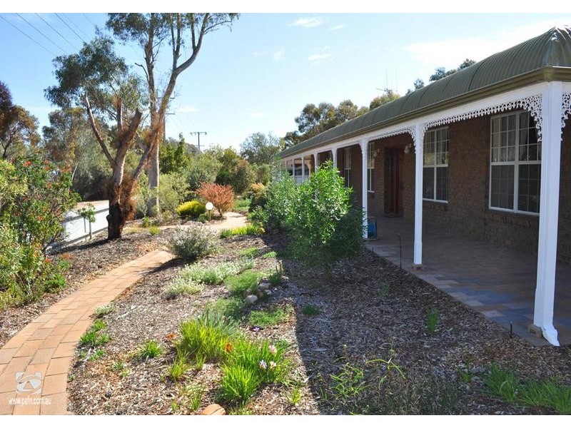 95 McConnal Road, Stirling North SA 5710