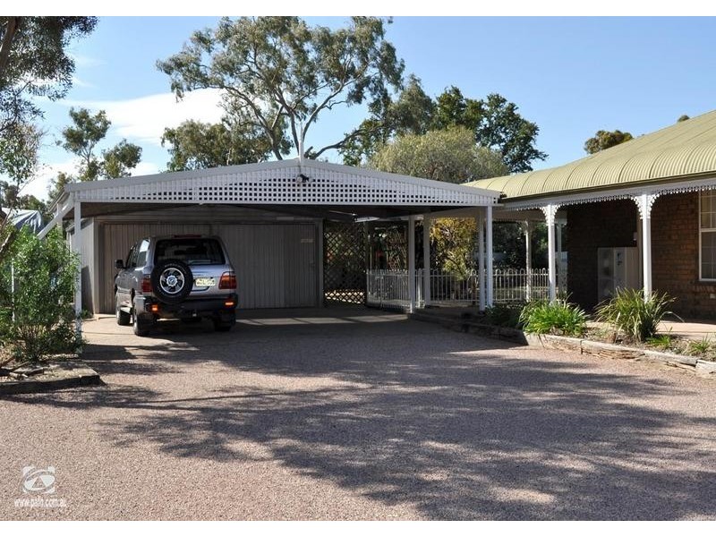 95 McConnal Road, Stirling North SA 5710