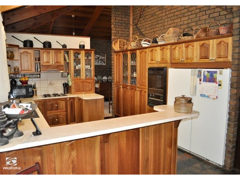 95 McConnal Road, Stirling North SA 5710