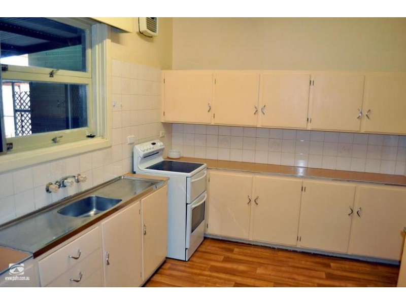 2A Bond Street, Port Augusta West SA 5700