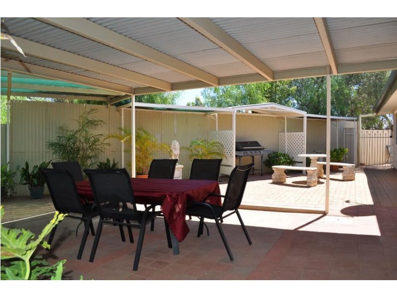 1 Christopher Street, Stirling North SA 5710