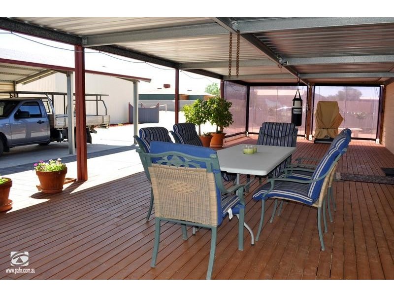 1 Jane Street, Stirling North SA 5710