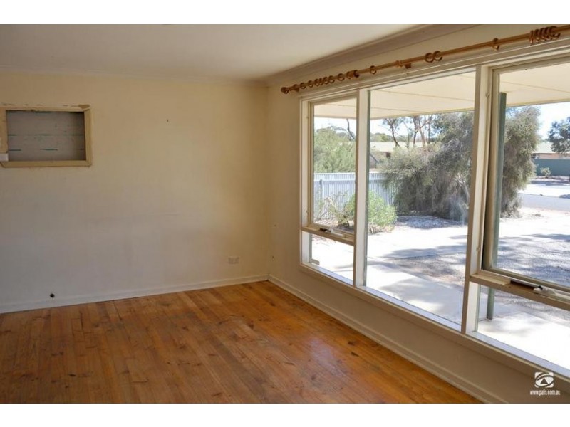 31 Kirwan Crescent, Port Augusta West SA 5700