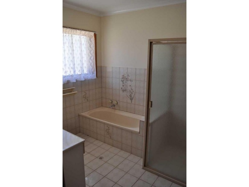 41 Shirley Street, Port Augusta West SA 5700