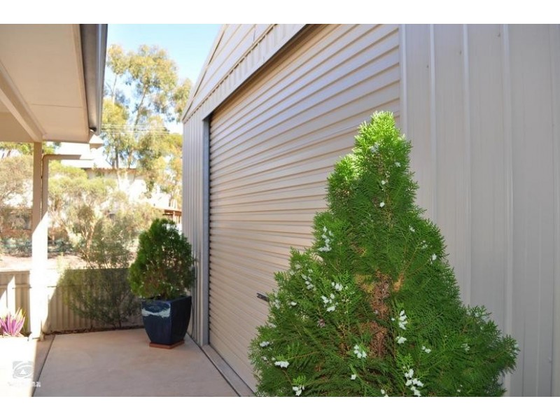 27 Edwards Street, Stirling North SA 5710