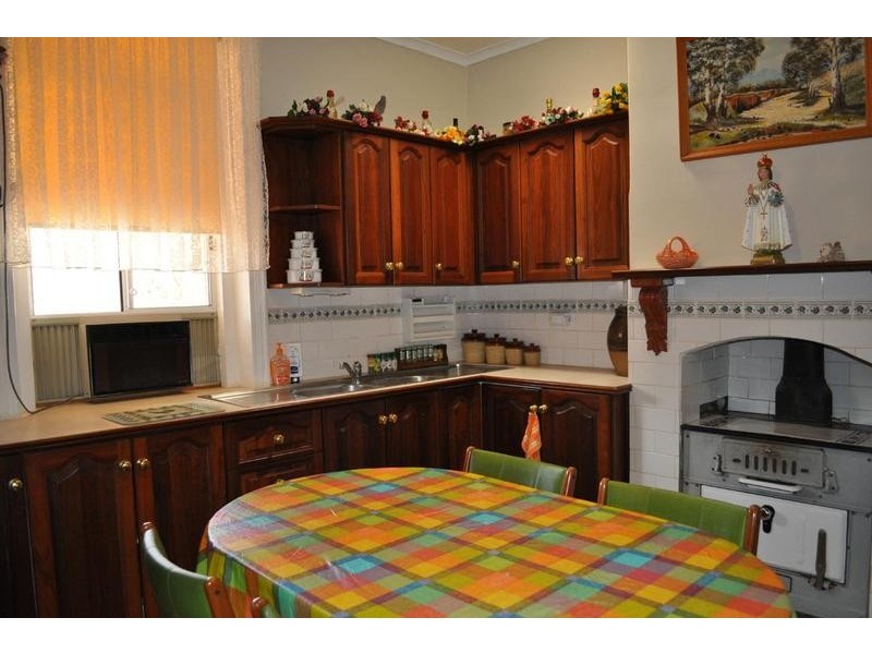 4 Centenary Road, Hammond SA 5431