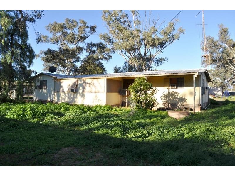 24 Kanyaka Avenue, Stirling North SA 5710