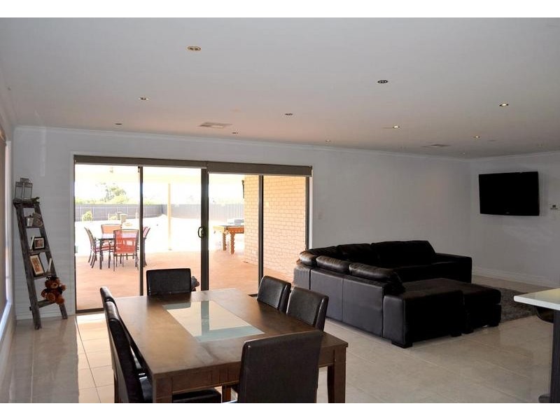 1A Great Western Plains Road, Stirling North SA 5710