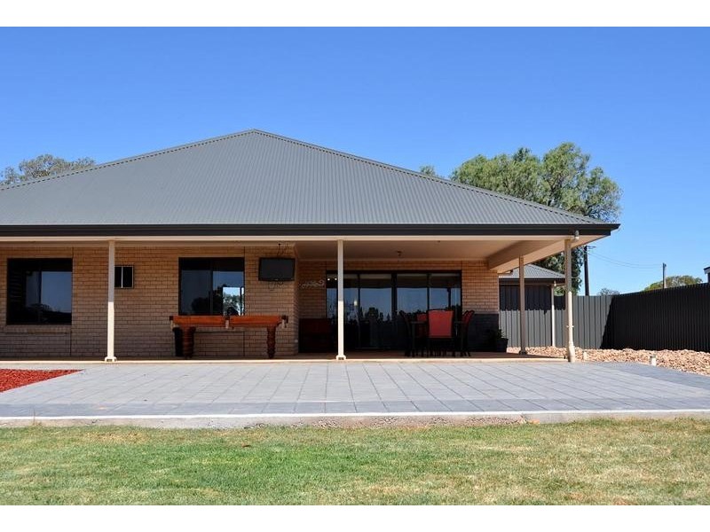 1A Great Western Plains Road, Stirling North SA 5710