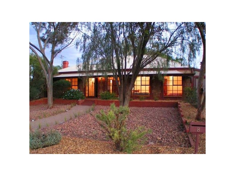 8 Simmons Crescent, Port Augusta West SA 5700