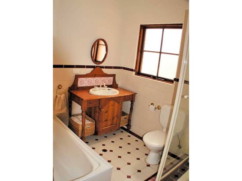 8 Simmons Crescent, Port Augusta West SA 5700