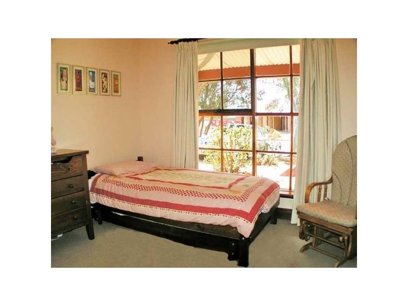 8 Simmons Crescent, Port Augusta West SA 5700