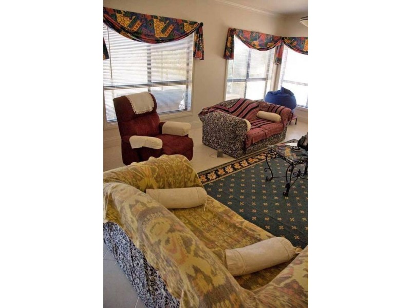 32 North Terrace, Stirling North SA 5710