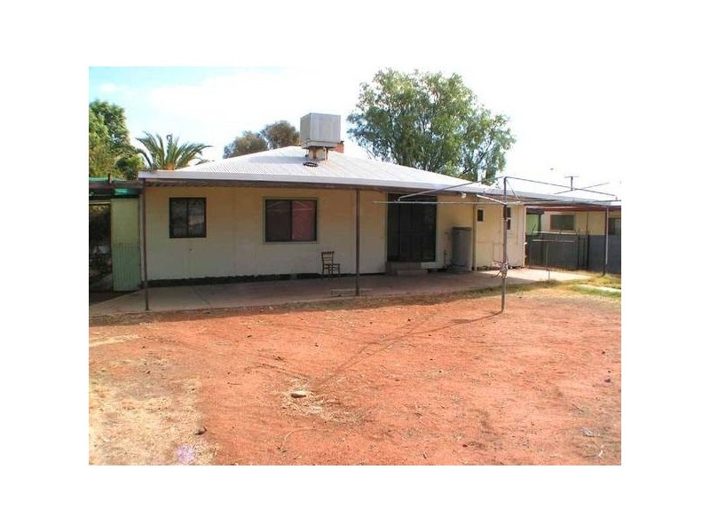 8 Johnson Avenue, Stirling North SA 5710