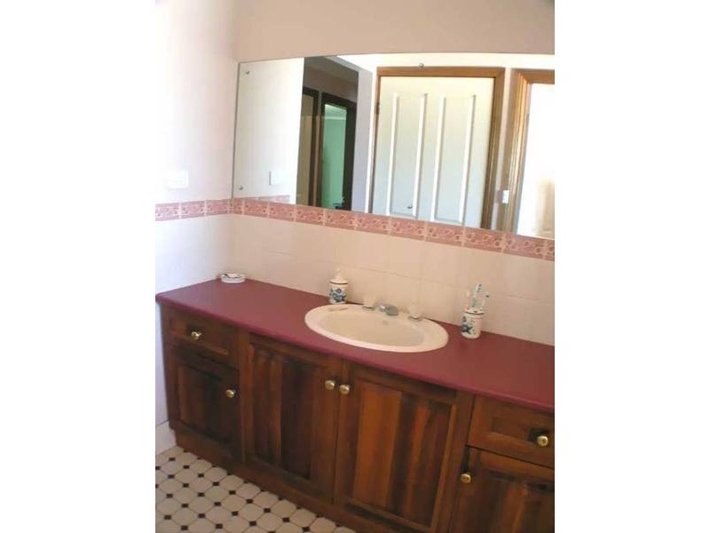 1 Michael Avenue, Stirling North SA 5710