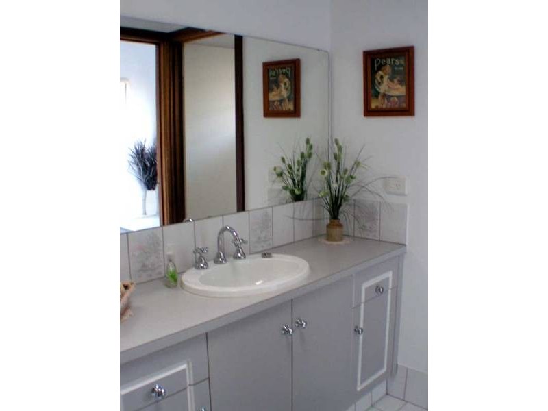 5 Duregon Street, Stirling North SA 5710