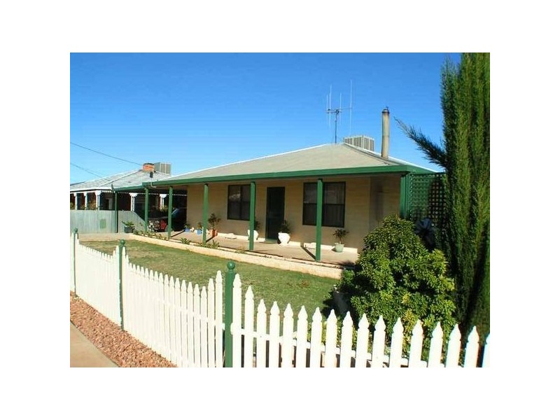 11 Paltridge Avenue, Stirling North SA 5710