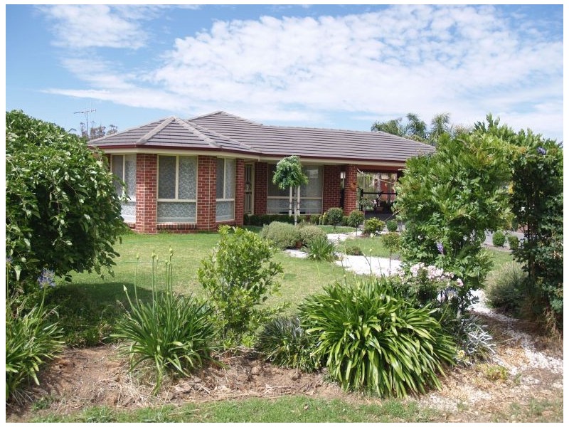 11 Taylor Street, Wunghnu VIC 3635