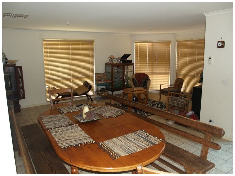 11 Taylor Street, Wunghnu VIC 3635