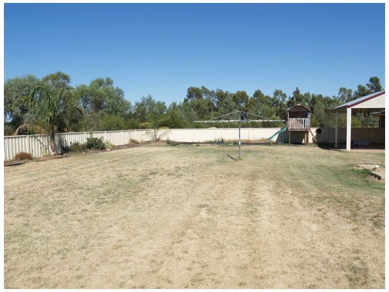 720 Dansons Road, Yalca VIC 3637