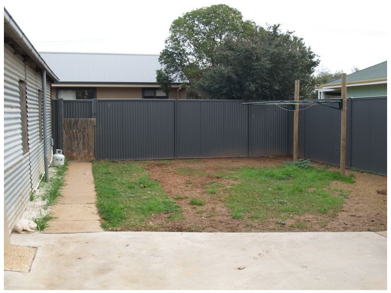 8 William Street, Numurkah VIC 3636